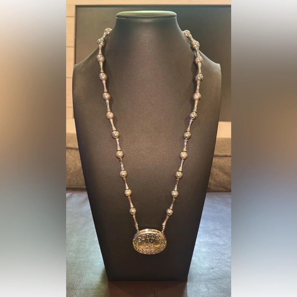 Near Full Estee Lauder Moonsilver Solid Perfume Locket Pendant Necklace Vintage